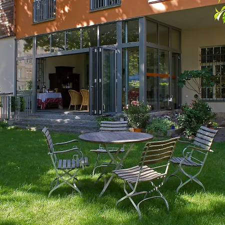 Casa de hóspedes Alte Remise 3*